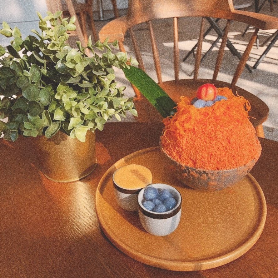 A_MAELiZA's tweet photo. บิงซูขนมไทยอร่อยใช้ได้เลย 🤣🤣🤣
#รีวิวอยุธยา #prangview
https://t.co/EGhppGQlF8 https://t.co/l5z0lhaQFD