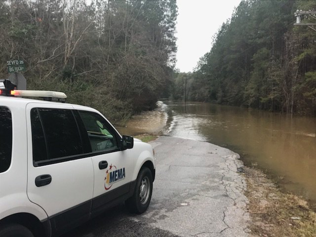 MSEMA's tweet photo. MEMA is out in force assisting counties with damage assessments. Area Coordinator David Battaly snapped this picture in Wayne County. #MSEMA #MSWX https://t.co/54Y9Zcqzx1