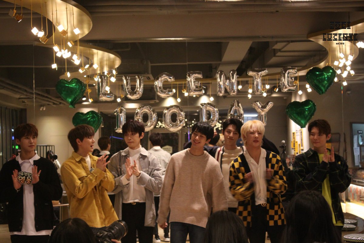 CodeLucente's tweet photo. 181229 100일이벤트

100일 1000일 영원히 곁에 있어줄게요
2018년 수고많았고 2019년에도 기대돼요

#루첸트 #lucente #100dayswithLucente 
@LUCENTE_NOGA https://t.co/A6jNGUEgSg