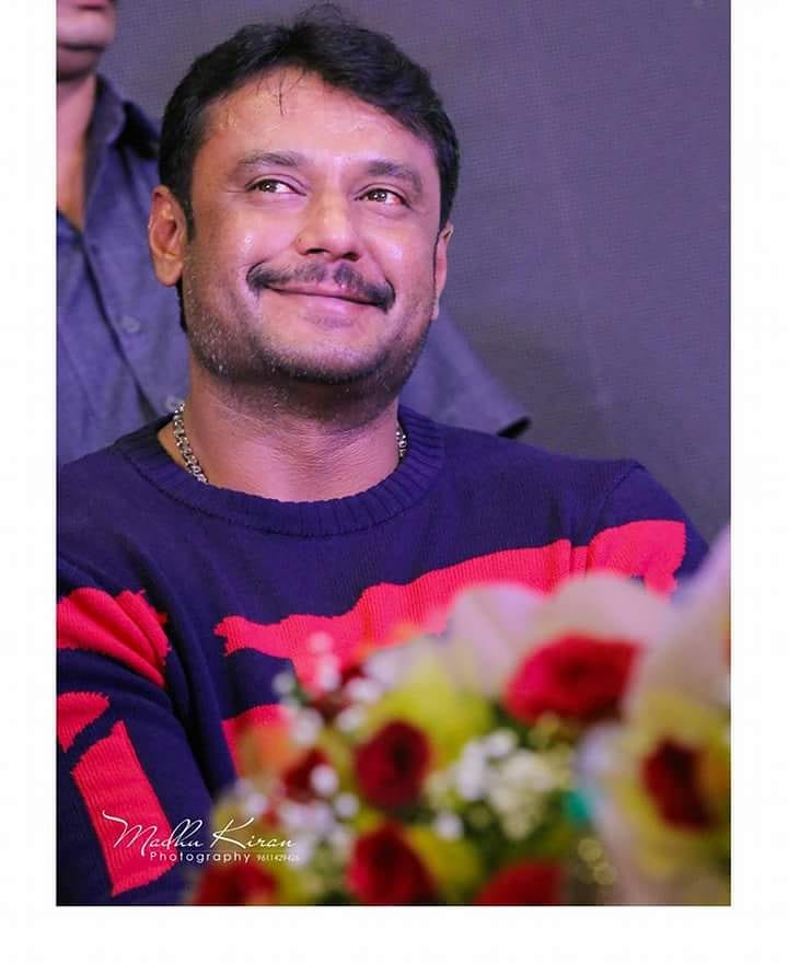 DBossDisciples's tweet photo. so who are on 🔥 guys?

🔁 max if ure😊

#50DaysForDBossBday 
#50daysForDBOSSPARVA 

@dasadarshan https://t.co/PNpV1oK1tf