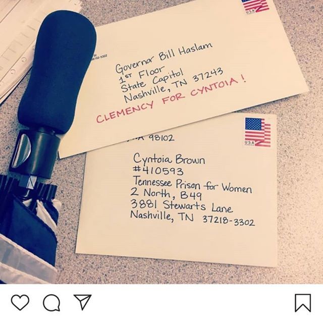 Itisgrave's tweet photo. #Repost @mamacoco6
• • • • •
Here is the address to write for clemency to be granted for Cyntoia Brown #freecyntoiabrown #sheneedsourhelp https://t.co/bgfaBew0bo https://t.co/qBM0NSOEWW