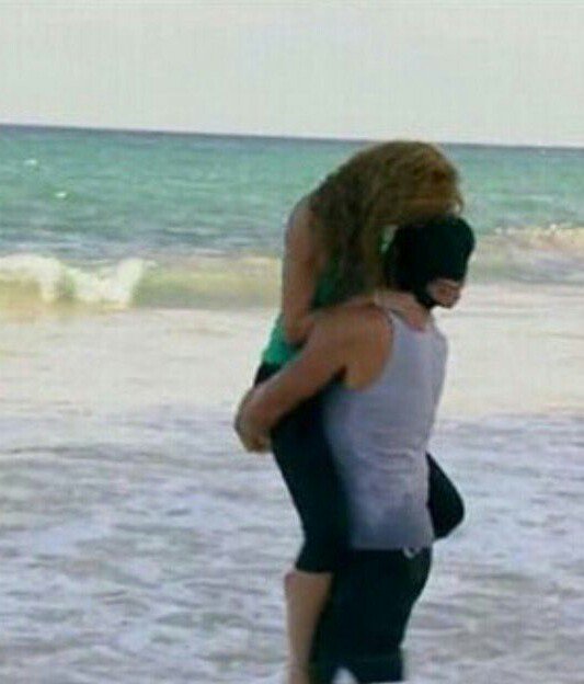 Disfruten de un #sábadopadrísimo🌴🚤😁💃✨lleno de #travesuras🙈😜& toda la #dulzura🍬💕de su #InfinitoAmor❤∞💍mis #preciosos😍💏@BLANCASOTOTM💘#FER😉!LQMusho😘💋💋🙏&abrazos para Ustedes& #BebitaScar💗🐶🐾