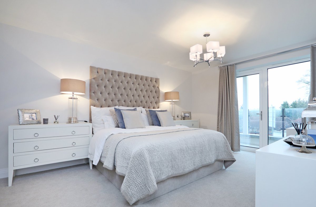 VBHello's tweet photo. We only have 1 apartment left at our Gerrards Cross development, Lynbury Crescent. Schedule a booking with us before you miss your chance to own one of these stunning homes!
https://t.co/LR8gcFKS8F https://t.co/eNUpIx8BuJ