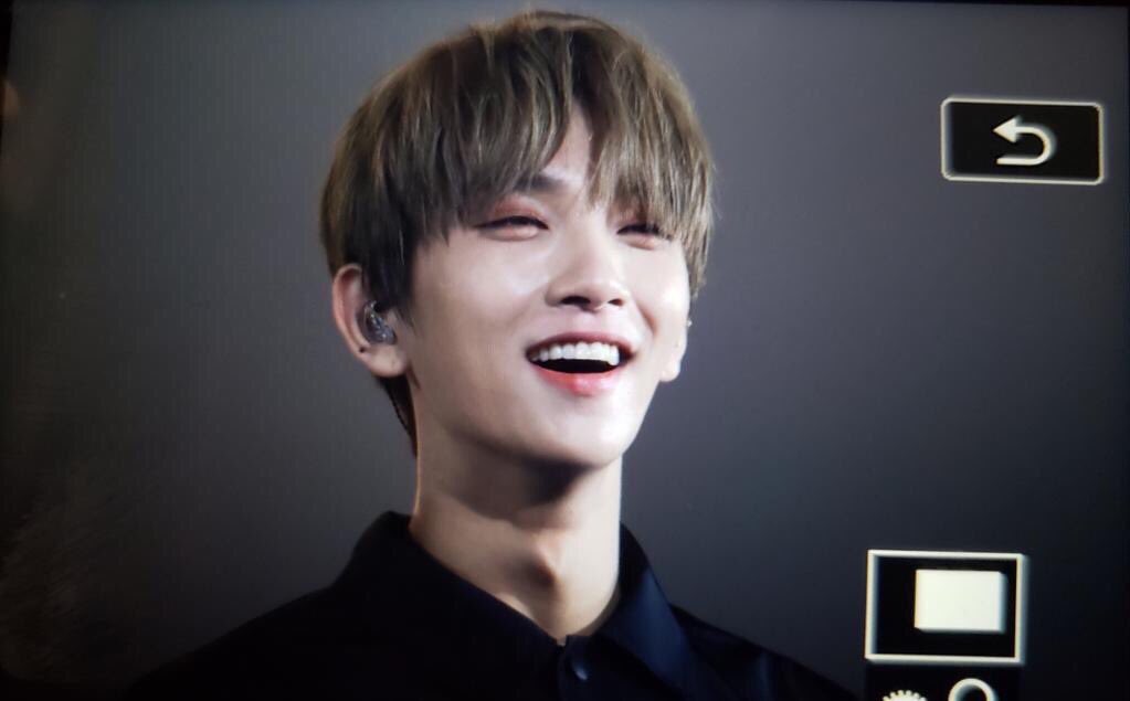 RandomAK1's tweet image. Happy Birthday Joshua❤️❤️ #FallingForJOSHUA #Happy_SHUA_Day #조슈아 #JOSHUA