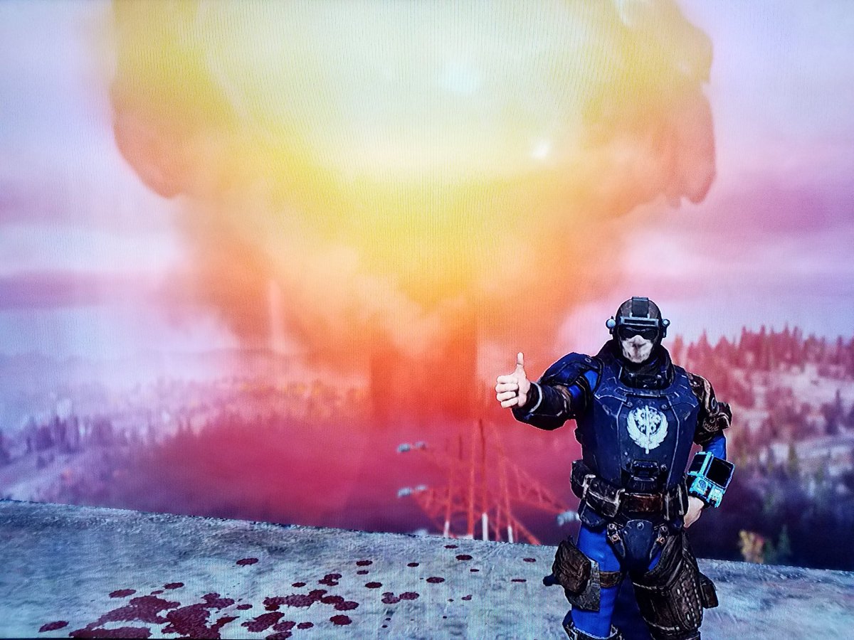 WalkerForgotten's tweet image. Launched my first Nuke! #Fallout76 #xbox