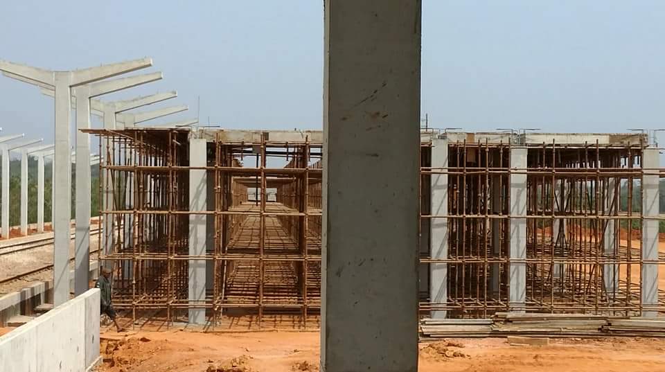 BimazHub's tweet photo. Ongoing construction of Uromi Train Station

#ItakpeWarriRail #RailUpNg
#PMBAtWork
#GovtAtWorkNG
#TheYearOfInfrastructure https://t.co/T904HEc9Zl