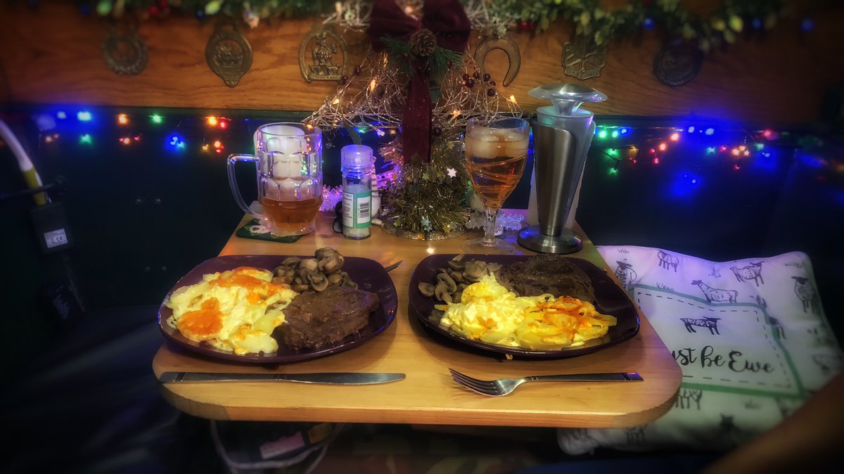 HannahTheNB's tweet photo. A #Splendid #ribeyesteak dinner in the #cratch with mushrooms and dolphin potatoes. https://t.co/oPqoX8yr50