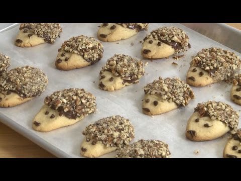 smarylove's tweet photo. How To Make Hedgehog Cookies - https://t.co/J2v3XLGCjT https://t.co/C8HK97PyEW