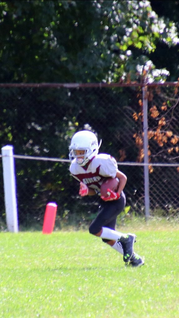 jessgabe8's tweet photo. @Flyguy2stackz @Gillette @GilletteStadium GRATEFUL. KIND. RESILIENT. My 11 year old nephew. We became his legal guardians in January and God-willing, we will adopt him in 2019. 🙏🏼Because of him we are better people and he inspires us to achieve our best in all we do in life. #In3WordsContest #SBLIII https://t.co/vB2jBliWp7