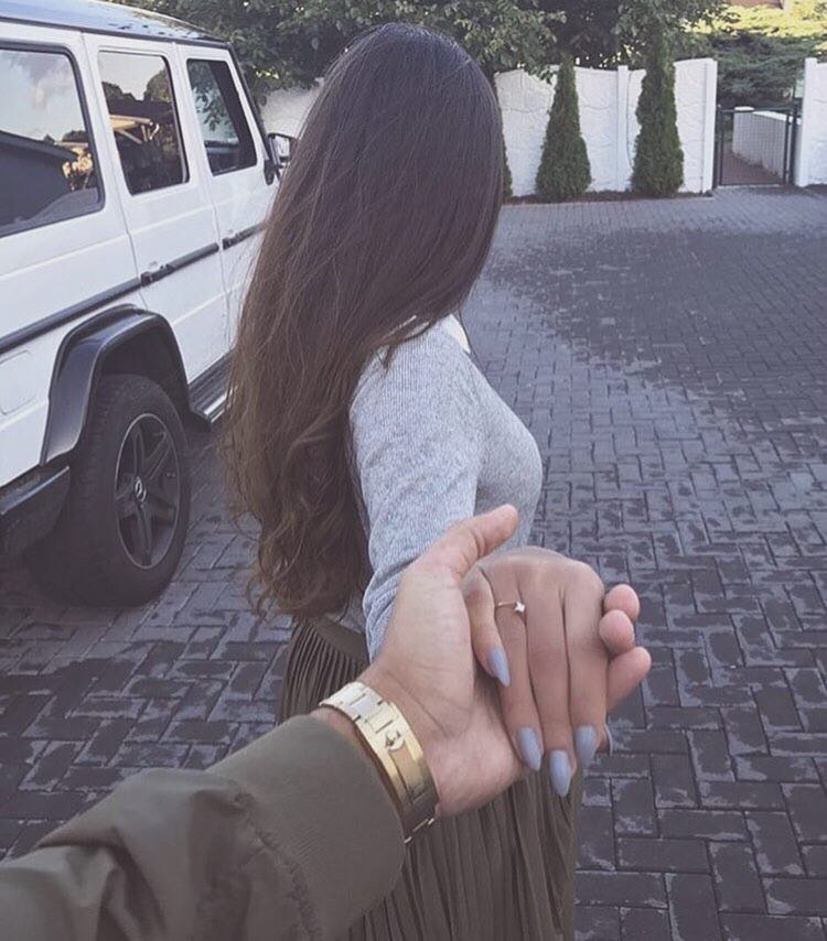 أنا لا أهجر أحداً، لكنني لا أمسك يد من أراد الرحيل.
-🖇💔❁ ء