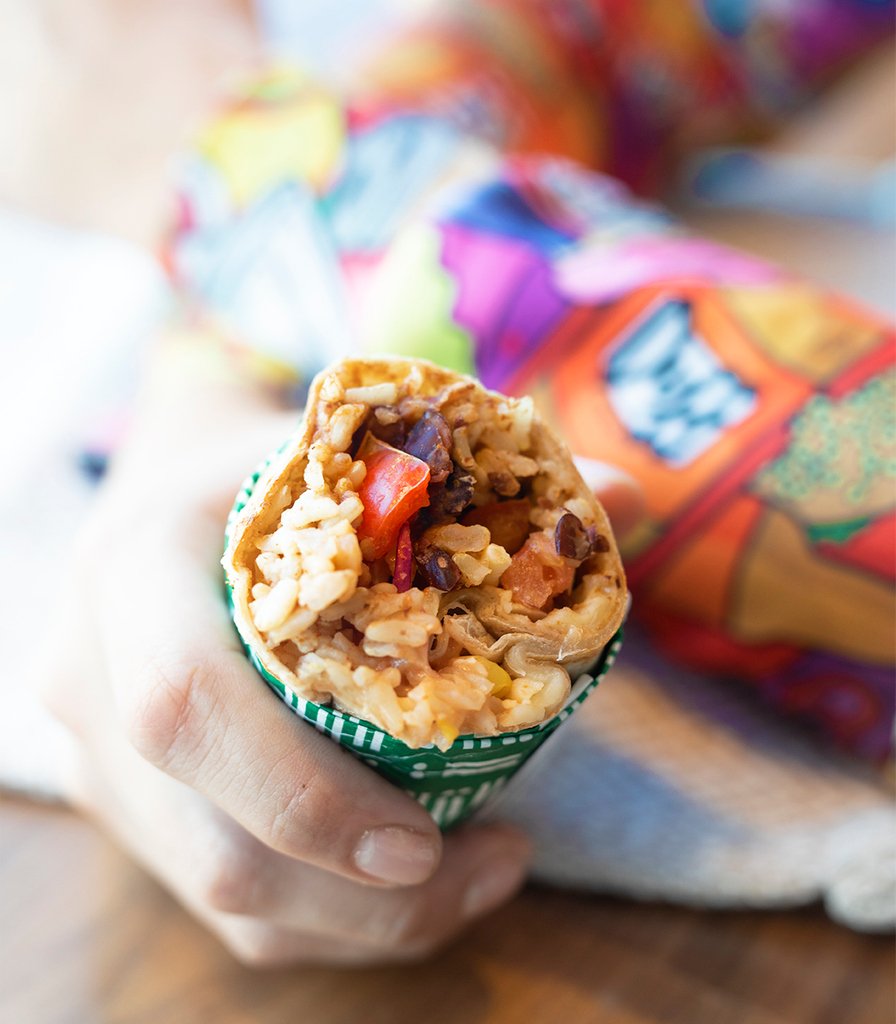 freshii's tweet photo. New mantra: burrito life is the best life. 
📸: Smokehouse Burrito 
.
.
.
.
.
#eeeeeats #yummy #instafood #instagood #nomnom #cleaneats #cozy #saturdayvibes #cleaneating #healthyliving #eatenergize #fuelledbyfreshii https://t.co/w8iz6HJdKp
