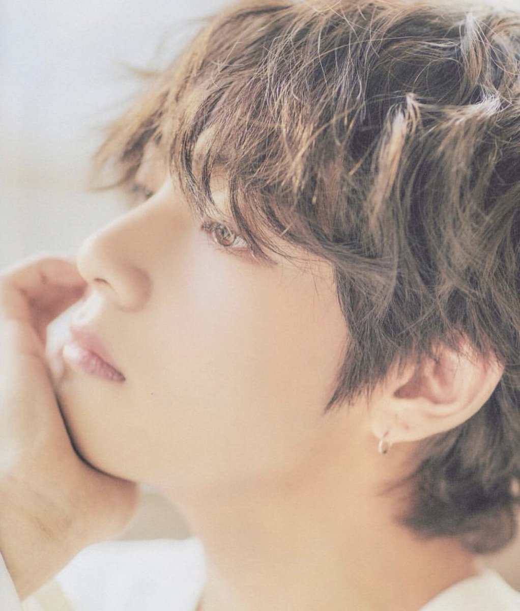 imbangshook's tweet photo. happy birthday taehyung 💜 ilyyy
#singularityday #taehyungbirthday #태태 #태형 https://t.co/vL817dB5m6