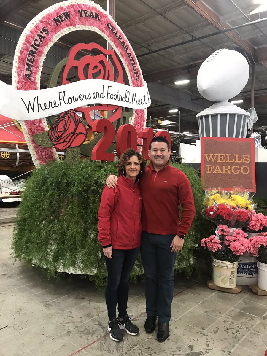 The flowers are being placed and excitement is in the air as <a href="/WellsFargo/">Wells Fargo</a> is joined by <a href="/InnerCityArts/">Inner-City Arts ✨</a> students and staff to help decorate our float for the 2019  <a href="/RoseParade/">Rose Parade</a>! Tune in January 1st
