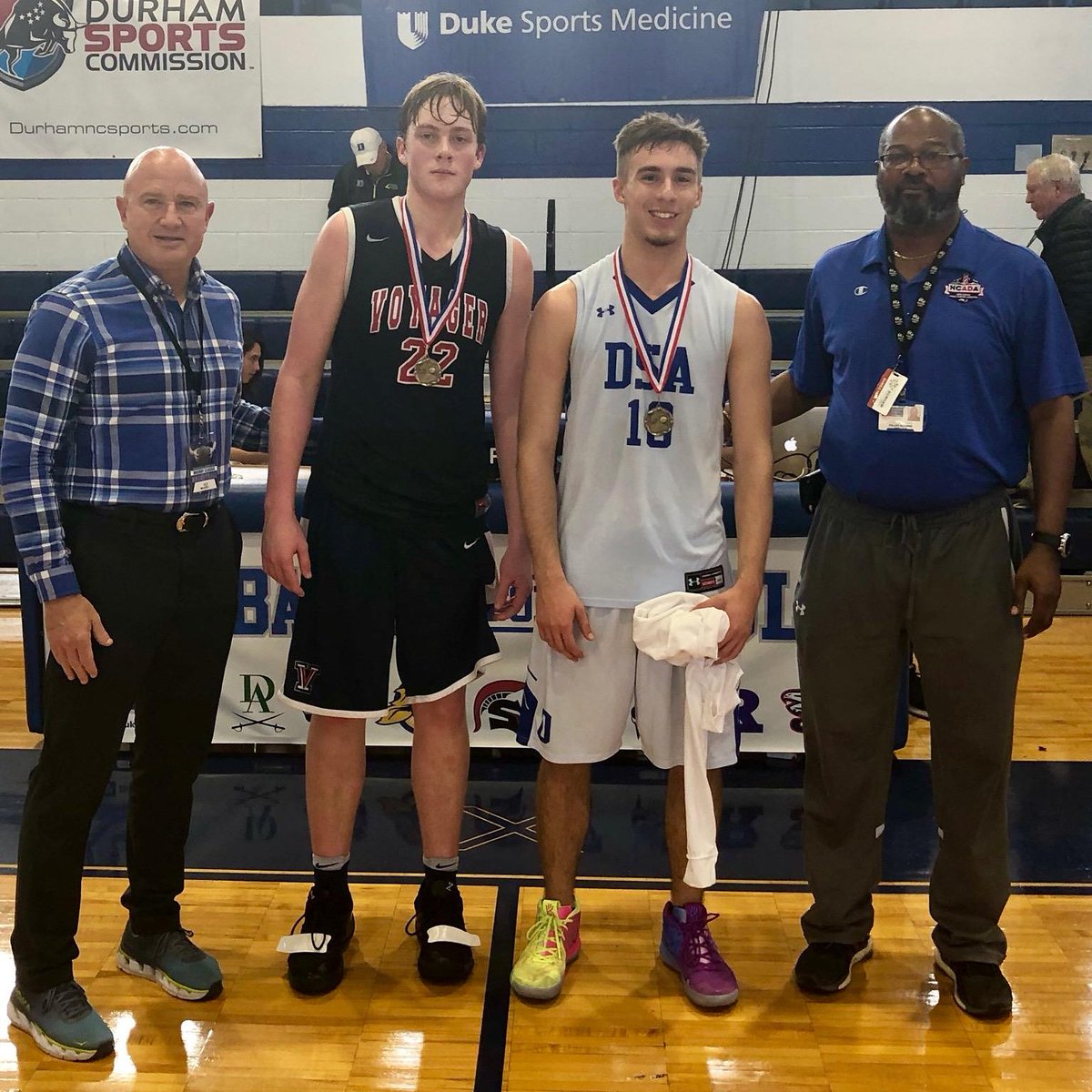 durhamholidayc's tweet photo. The Durham Holiday Classic 
Tommy Hunt Scholar Athlete Award Winners are:
From Voyager Academy 
Holden Buchanan and from
DSA
Michael Savarino! Congratulations and great job!
.
.
.
#basketball #sports #workhard #playhard #athlete #athletics #highschoolathletics #basketballgame https://t.co/awiwGzYmVK