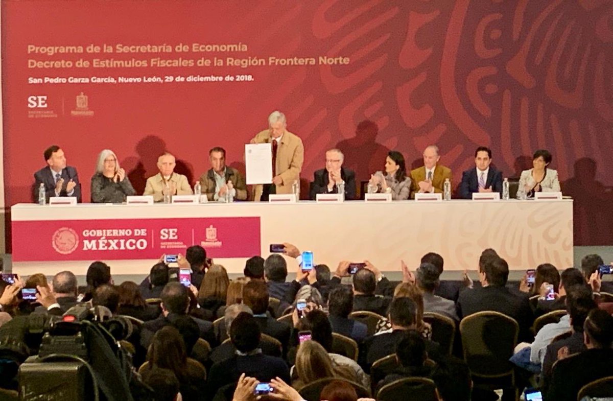 SATMX's tweet image. Con el fin de establecer mecanismos que fortalezcan la economía de la región fronteriza norte, se firmó el decreto de #EstímulosFiscales para beneficiar a los contribuyentes que desarrollan actividades empresariales en esa parte del país.