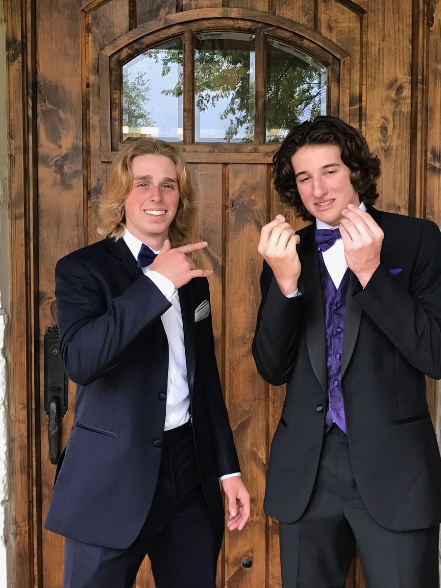 ArcoTyler's tweet photo. happy birthday @HalvorsonCaleb. my day 1 in A-town. miss you bro https://t.co/vQV5uGQJuR