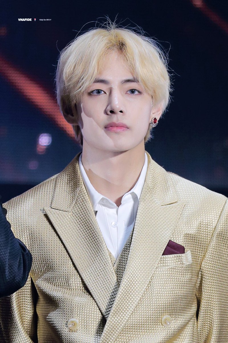 Sa_No25's tweet photo. Happy Birthday our precious baby π―ππ
#SingularitaeDay
#TaehyungMayYouShineBright
#OurMultiTalentedTaehyung
#WE_PURPLE_V
#HappyBirthTae #PurpleInventor #TaehyungDidThat #SingularitySkinny #ReadyForKTH1 #RnBLegend #TataAndYeontanUNITED #겨μΈμ_νμ΄λ_μ°λ¦¬μ_λ΄_νν #V π―π https://t.co/oAbV2x5Gej