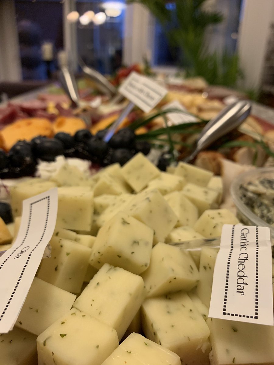 KyleChristie_TV's tweet photo. Ordered an appetizer tray for 8-10 people from @BAMGeneralStore in #cbridge and this is what we got. Amazing! Cheese anyone? #galtlove #entrepreneur https://t.co/jSbYeiCcrW