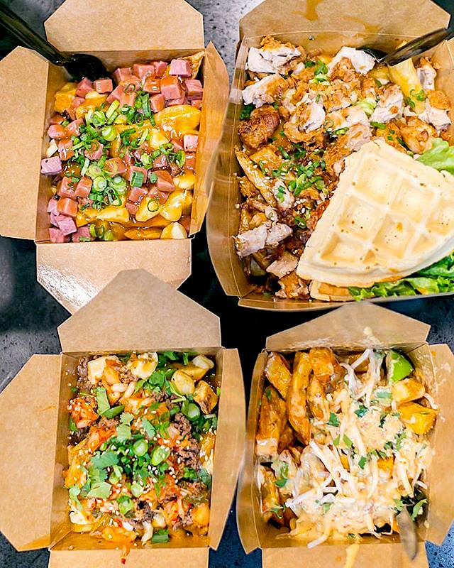 FritesGranville's tweet photo. Post #christmas eats! ๐๐๐
#foodspotting #foodforfoodies #eeeeeats #delicious #foodporn #vancouverfoodie #foodie #yvreats #vancityeats #vanfoodie #foodcouver #feedfeed #eatcouver #igersvan #vancouver #yvr #poutine #chickenpoutine #poutine #fritesgranville #igersvancouver https://t.co/NwVEzCTUxr