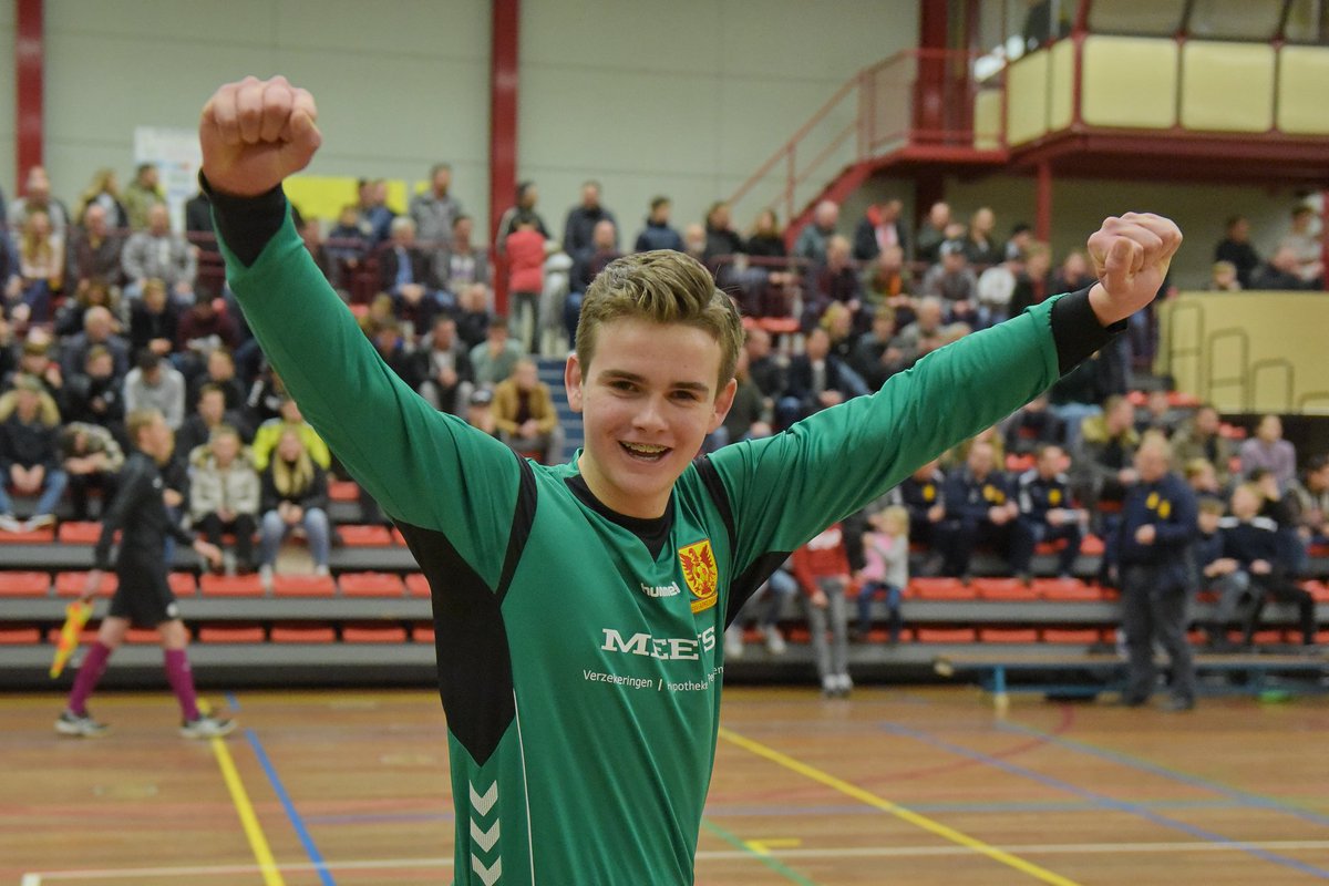 csv_apeldoorn's tweet photo. #CV3D | Op de Columbia Veeneman Driedaagse hebben de JO13, JO15 en JO17 het toernooi weten te winnen! De JO11 en JO19 eindigden respectievelijk op de derde en tweede plaats.
Alle uitslagen en foto's van vandaag: https://t.co/ThuiStfTeE https://t.co/npak0heiIa