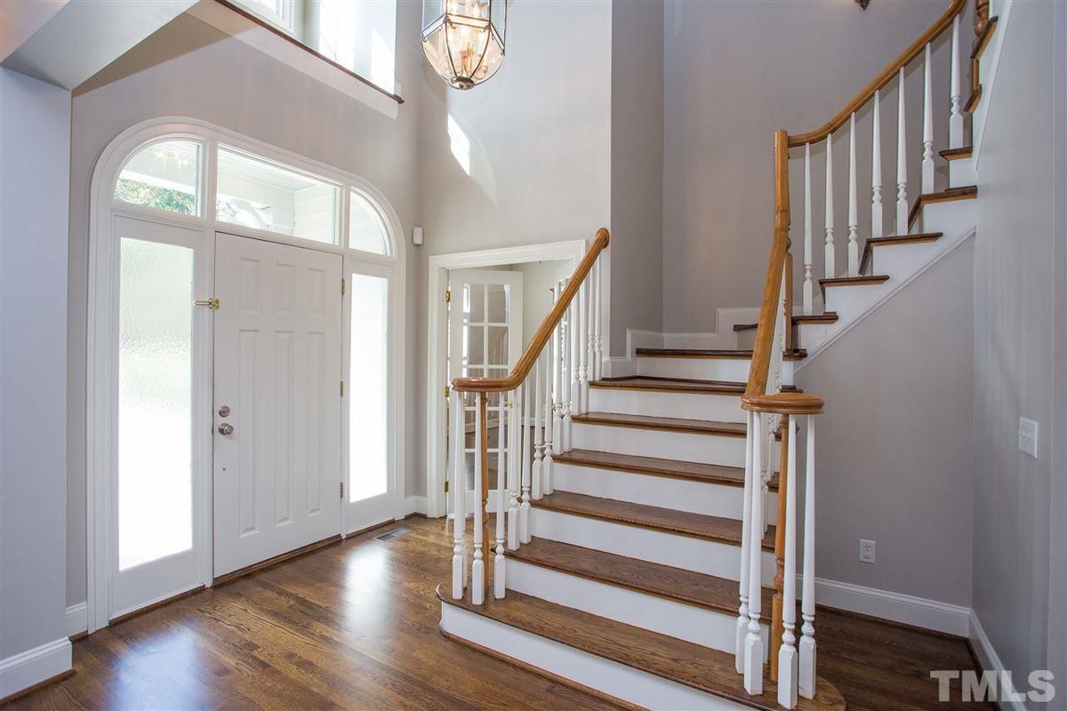 GovernorsClubNC's tweet photo. LOCATION, LOCATION, LOCATION… This beautiful home is located in the Stone Brook community at Governors Club. https://t.co/sWgRStidE6 https://t.co/eIQArK2RcE