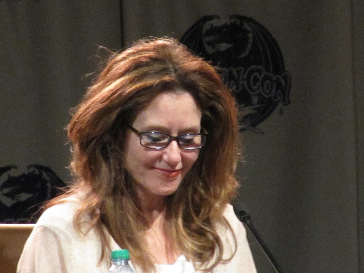 MMcDvault's tweet photo. it's time for another gift.
4 years of magic for #MaryMcDonnellVault, sharing and spreading the #MaryMcDonnell love. Today's pictures are a new to our gallery, donated exclusively for the site by Dorthe Hansen.
https://t.co/Owui2VYbIU

#theladybam
#battlestargalactica
#dragoncon https://t.co/3CTK1D8EXV