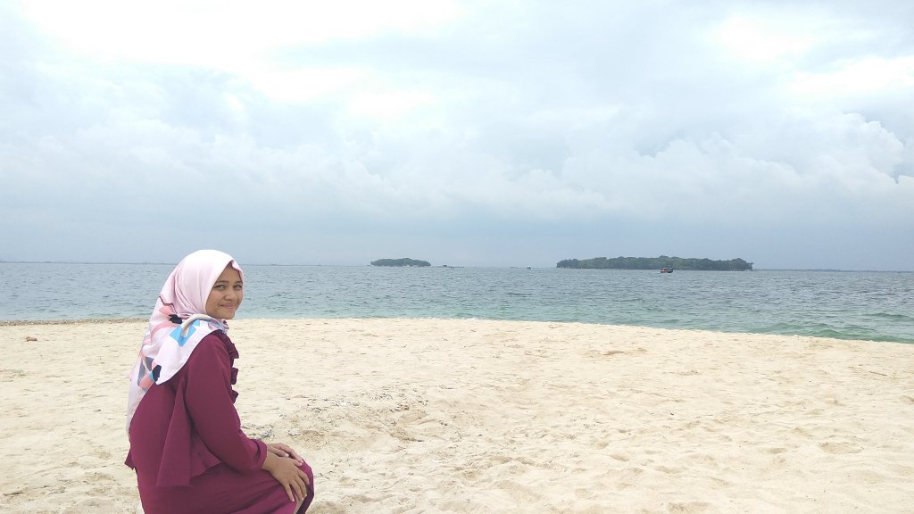 Ratu Wulan tweet media