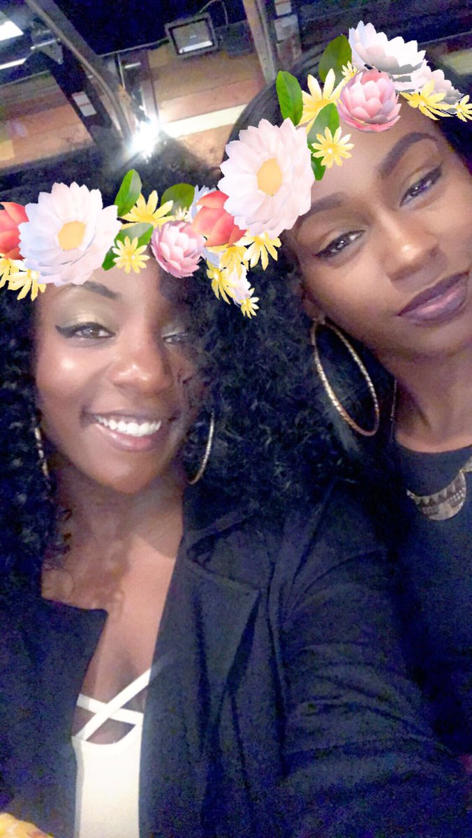 ayeekesh's tweet photo. My baby birthday tomorrow. We out hereeeeeeee #242424. 💃🏾💃🏾#TwitterlessDee ❤️ https://t.co/XCnvOLjPy6