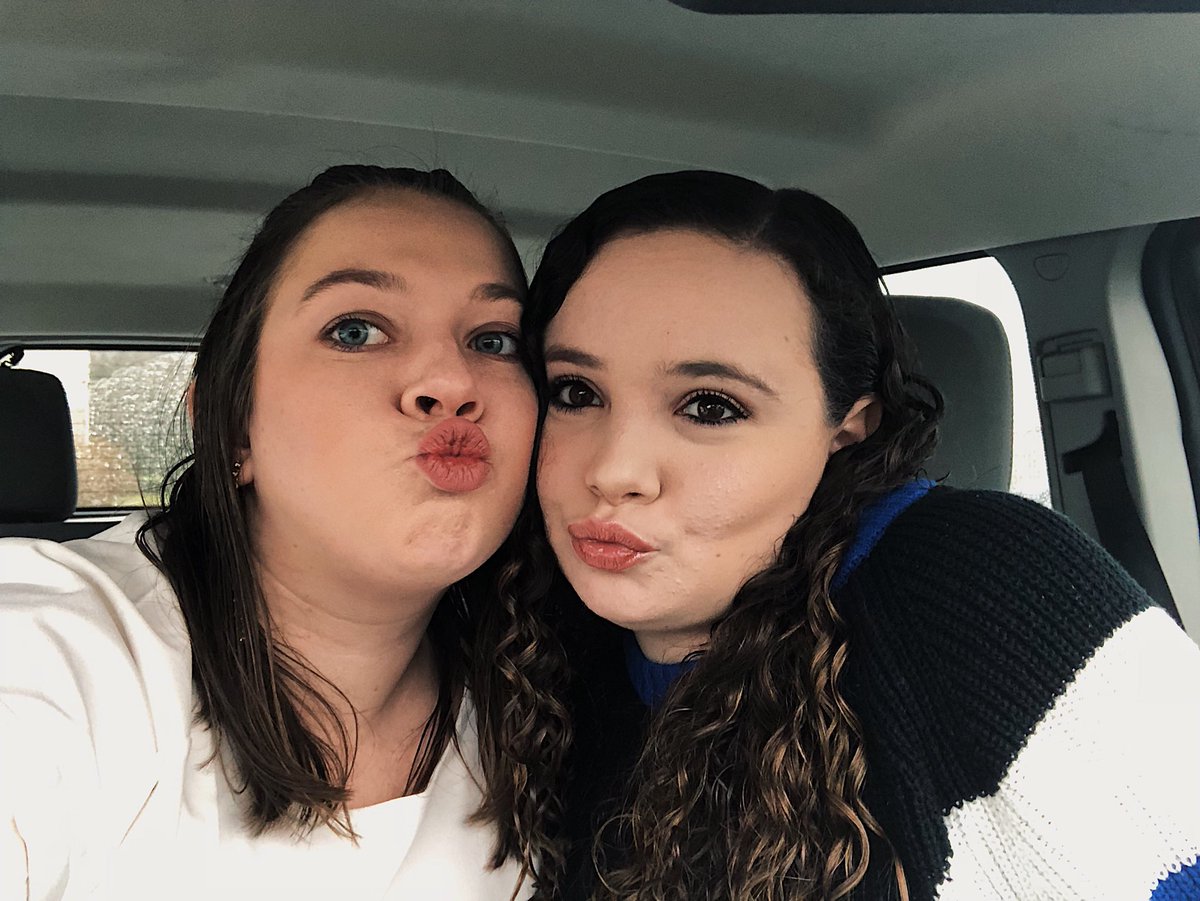 briebrie77's tweet photo. Coming at you with our annual winter break car photoshoot ~2018 edition~ 💙 https://t.co/O2YXamBfrv