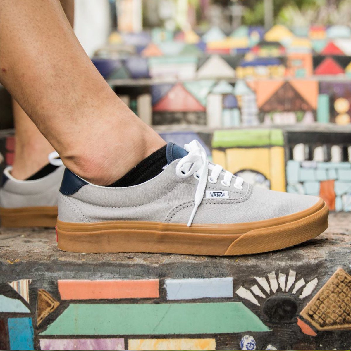 Vans_Py's tweet photo. 💯 Último día del año con tus VANS Era 59... ¿Se puede pedir más?
#VansPy https://t.co/pcN5Um9xqE