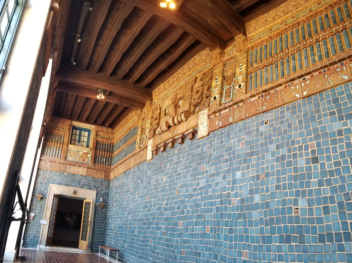 AMAmuseum's tweet photo. Visit AMA today! Free admission, not affected by Shut down. Masters of modern art of Venezuela, Colombia, Peru, others on display! Tues-Sun 10am-5pm @OAS_official @DCist #DCisOpen https://t.co/0GMKYuxMFc