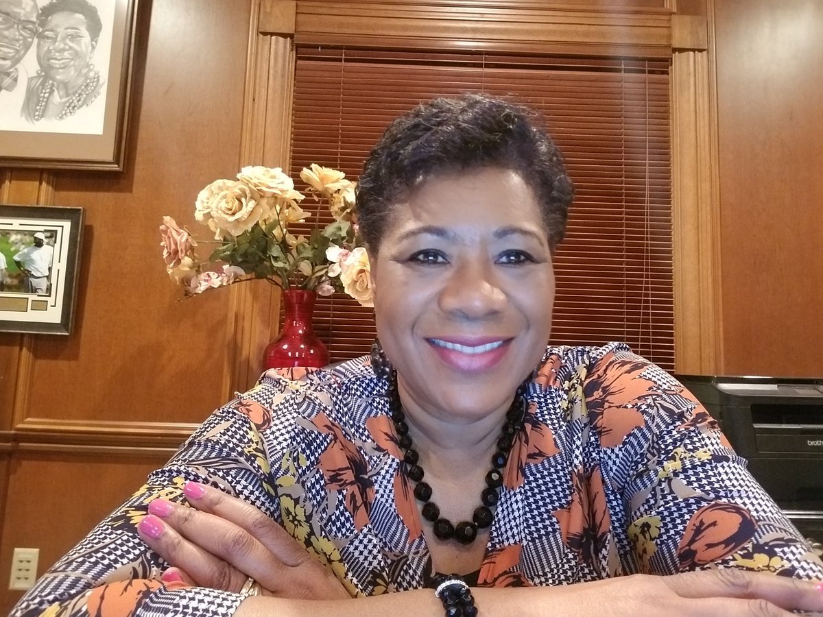 Tina Patton tweet media