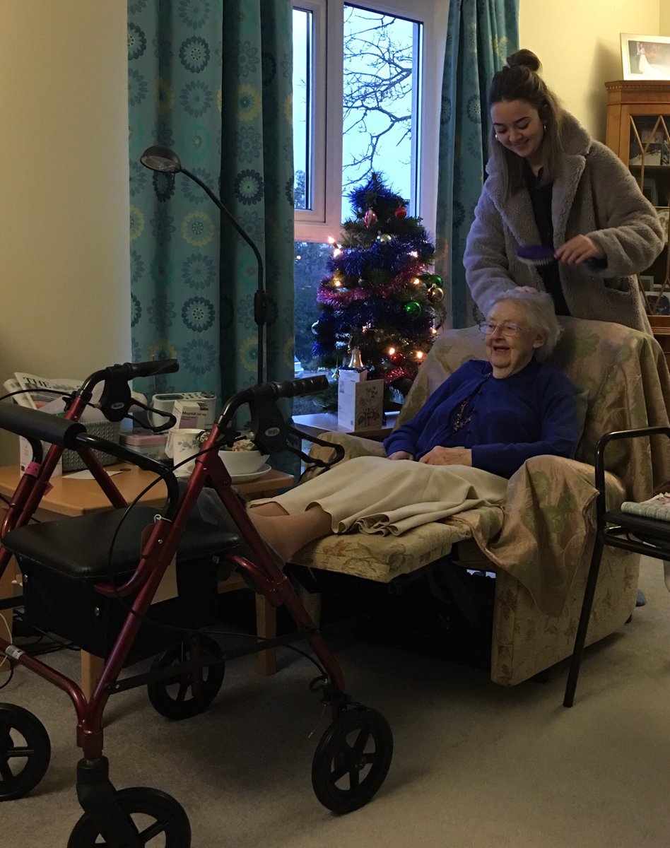 Isobel Bryce tweet media