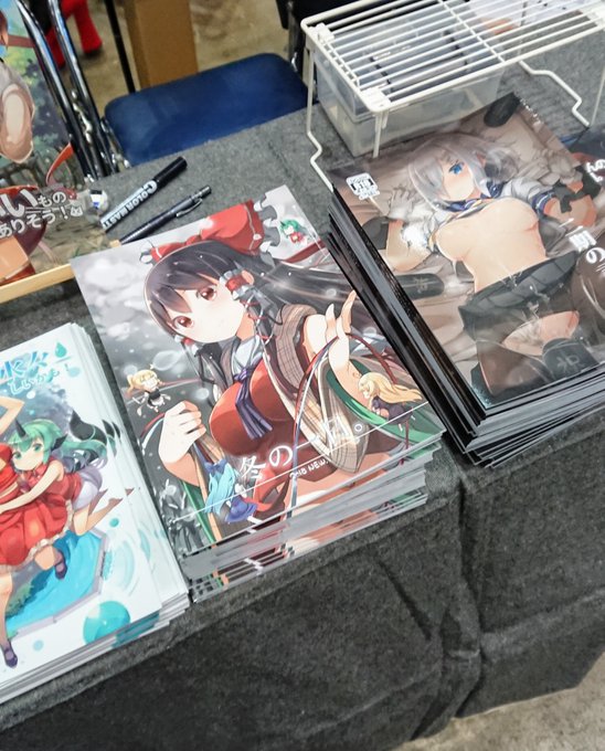 設営完了すーよろしうおねがいします。スケブすこしですができまうすヨロシク :D #C95 