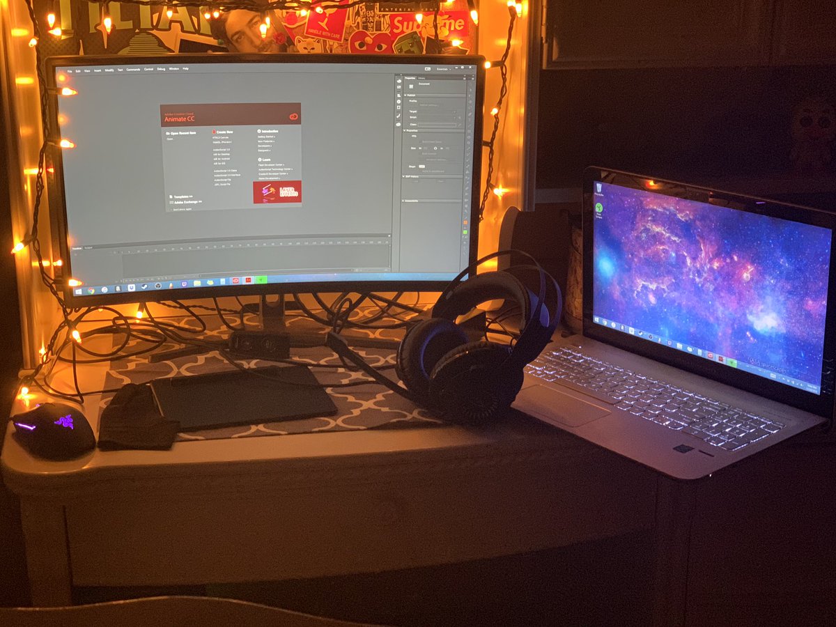 jejebird_'s tweet photo. Got all of my new gear set up! Loving my Christmas presents 😍 Now I don’t have any excuses to procrastinate my art. #adobeanimatecc #razermouse #hyperxcloudrevolvers #144hzmonitor #wacomintuos https://t.co/cqLTUqedwQ