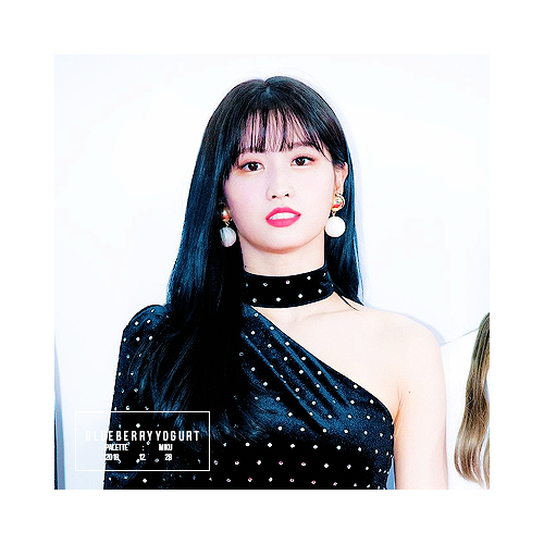 mikugif's tweet photo. ♡ ( 𝑴𝑰𝑲𝑼 ) ╱╱ © [ #𝑩𝑳𝑼𝑬𝑩𝑬𝑹𝑹𝒀𝒀𝑶𝑮𝑼𝑹𝑻 ] MIKU STUNS AT THE 2018 HOMIE DAYS CONCERT DAY 1. https://t.co/bzHj6RgzHE