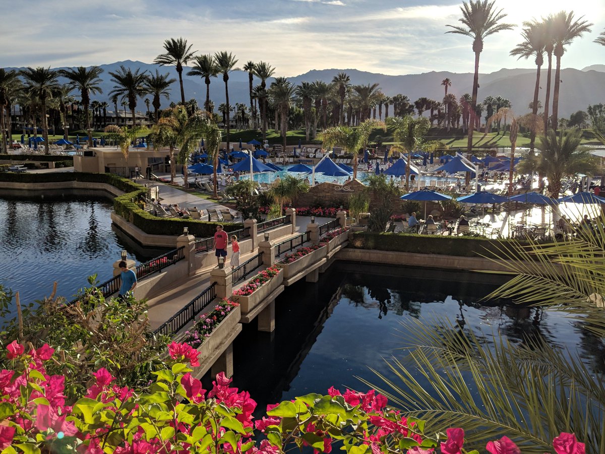 FrTimKenneySM's tweet photo. Great visiting with my sister and nephew in Palm Desert Now it's time to get home in St Louis and experience some real cold! https://t.co/lZgHRcgYIa