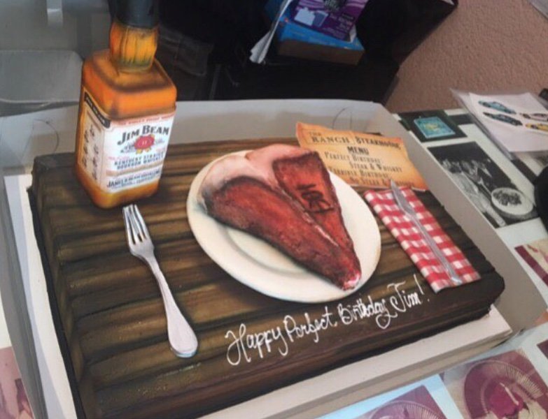 CakeandArt's tweet photo. Steak with some Jim Bean - Edible Cake by Cake and Art 🎂
#steak #jimbean #foodporn #cake #cakesofinstagram #steakcake #love #westhollywood #hollywood #instamood #ediblecake #jimbean https://t.co/RYf4LdIr84