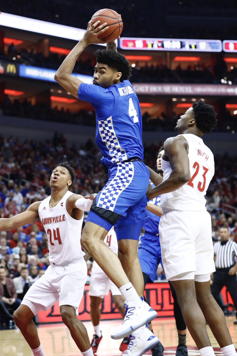 KentuckyMBB's tweet photo. First 20 minutes in and it seems like we may enjoy this road thing a little bit. But got 20 more to go. Only going to get tougher. 

#BeatLouisville https://t.co/COW8o4zEoO