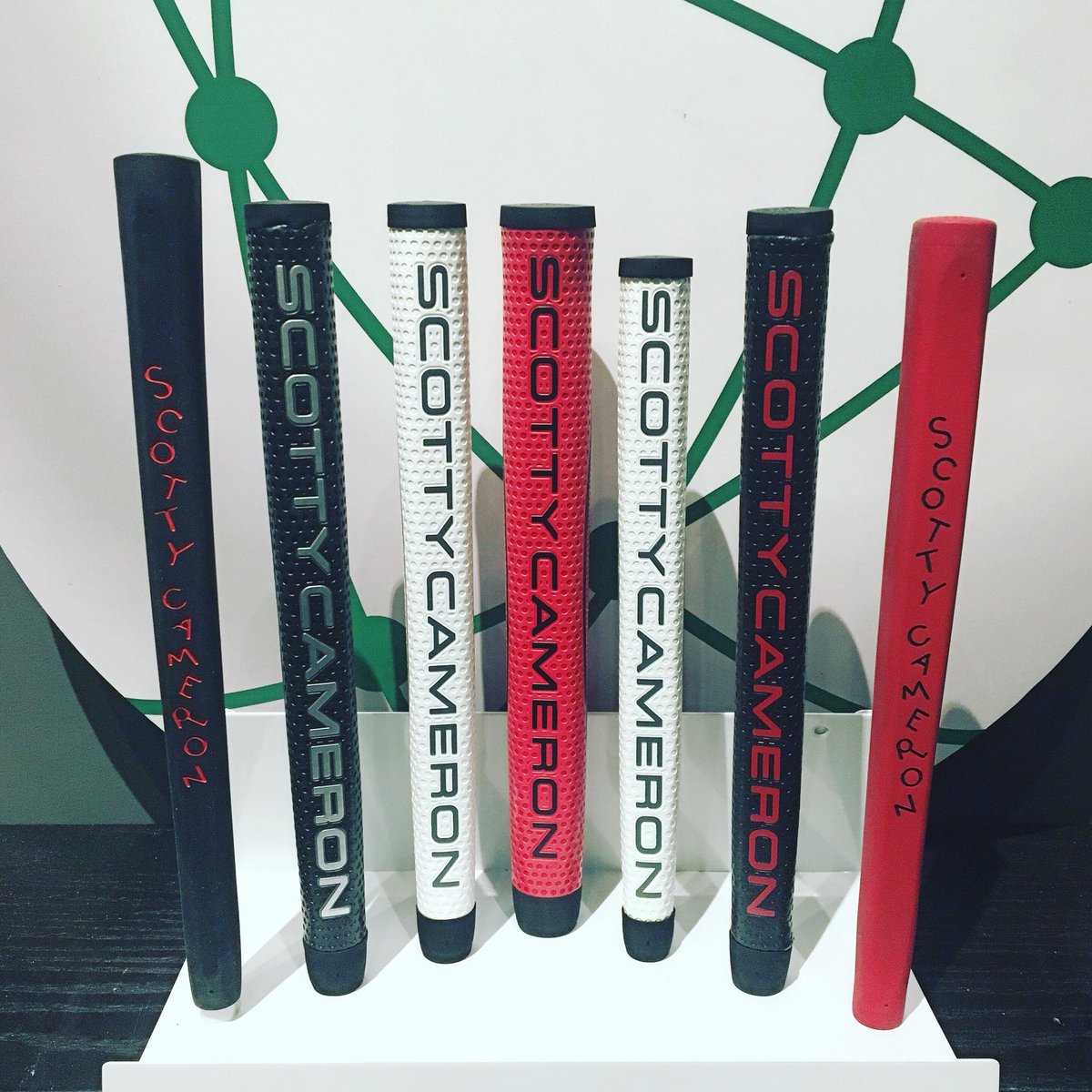 Start the new year off fresh with a new grip for your Scotty! We have a variety of models to choose from. ⛳️

 #NewYearNewGrips #MGAdvantage