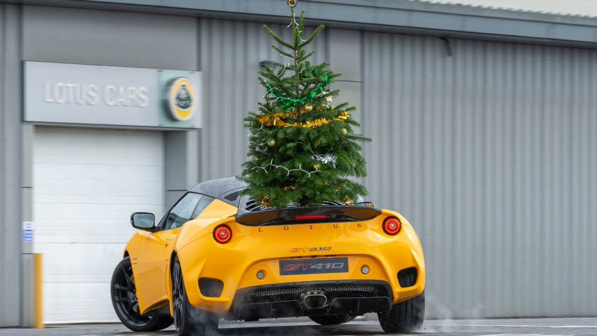 MediosseI's tweet photo. Merry Christmas From Best Car Brands In The World
https://t.co/lfCNRvcjZf    #MerryChristmas2018 #MerryChrismas 
#cars2019 #HappyNewYear #HappyNewYear2019 https://t.co/m7frRmC8Ki