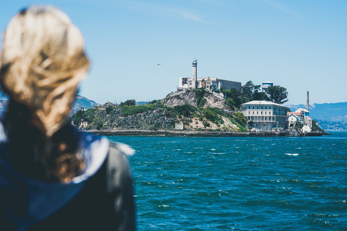 HarborCourtSF's tweet photo. Sometimes unforgettable memories are made in the most unexpected places. Don't miss a tour of the infamous Alcatraz. Ferries leave from Pier 33 at Fisherman's Wharf about every 30 minutes. https://t.co/yUq5uYSs4z