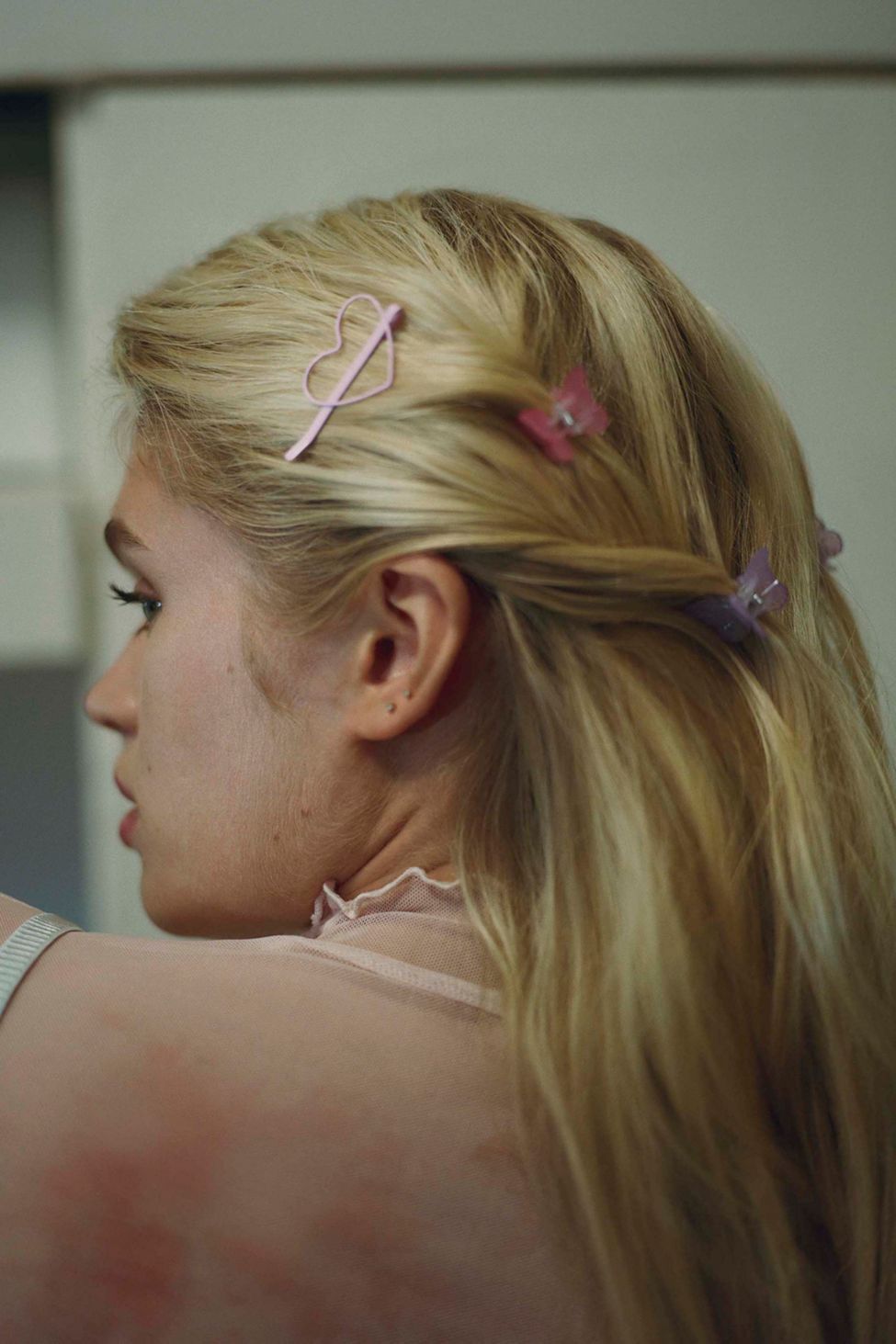 Urban Outfitters On Twitter Our Favorite 90s Hair Accessory Is