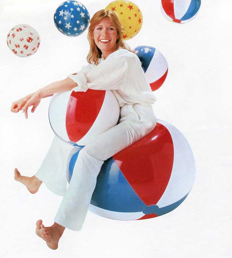 This Is Not Porn on X: Carrie Fisher with some beach balls.  t.coYXN1ztplm5  X