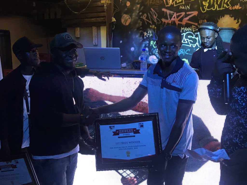 3fm927's tweet photo. Congratulations DJ Snacky, Winner #3FMJamIn10 🎈🎊 https://t.co/J63o9Ovks1