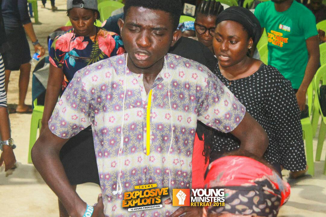 pdanielolawande's tweet photo. 🎼
Jesu! Jesu!! Agbara mi
(Jesus! Jesus!! My Power)
Jesu! Jesu!! Okun mi
(Jesus! Jesus!! My Strength)
🎼
Day 2
#YMR18
#ExplosiveExploits
#FireInMyBones https://t.co/MnhlnDQDLE