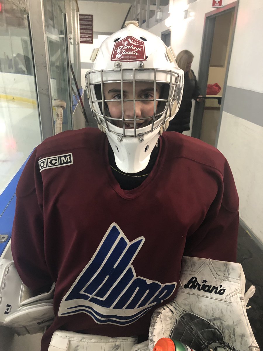 Howie4Howie's tweet photo. @VintageGoalie #2padstackJack sporting the logo https://t.co/Lc2FChjXPE