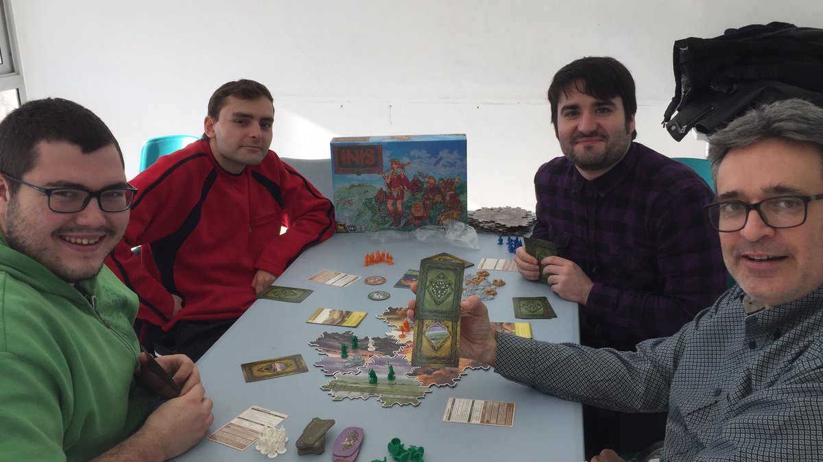 MolinsdeJocs's tweet image. En aquestes festes fem jornades extraordinàries de #jocsdetaula #DiceHospital #KitchenRush #WarChest #Inis