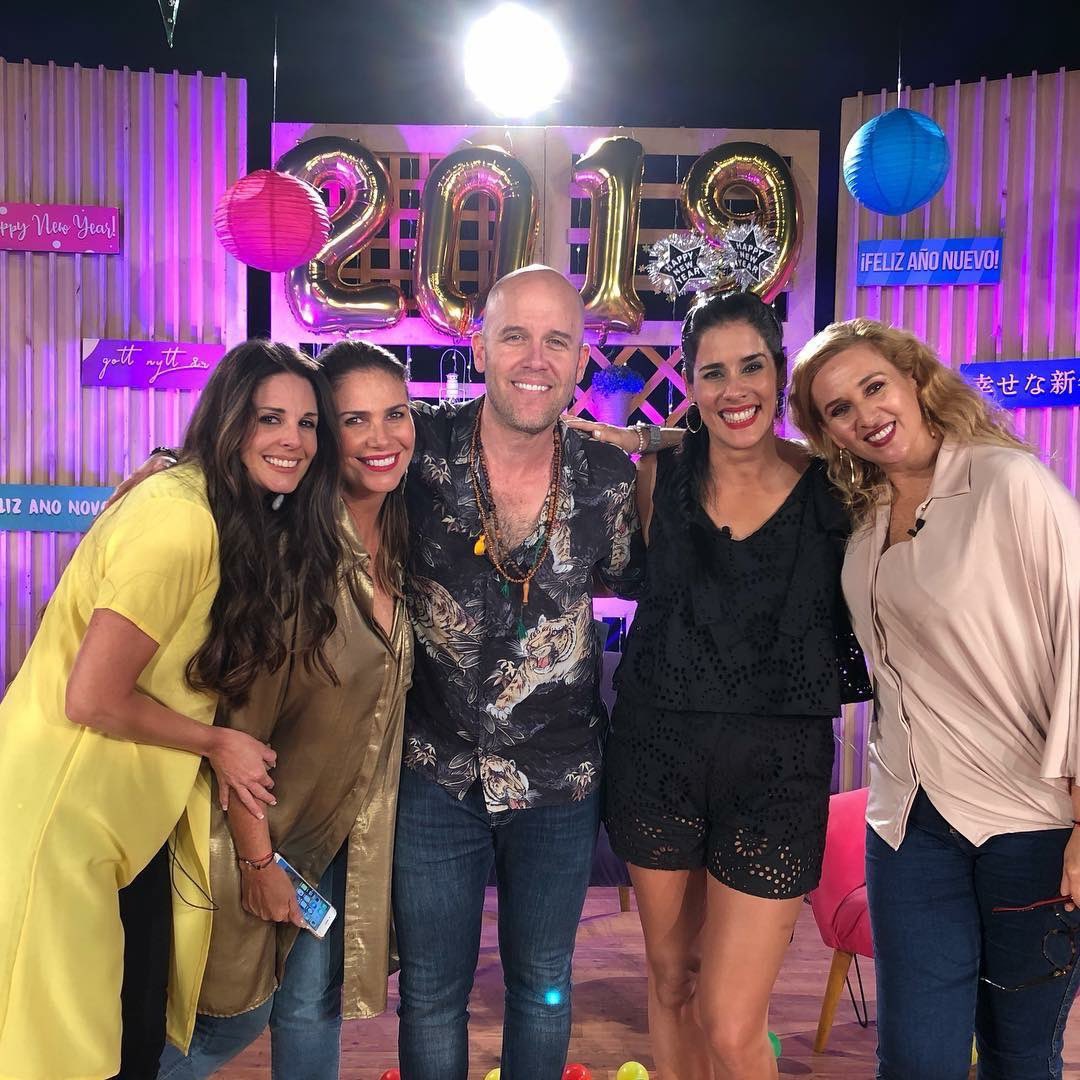 Hoy no se pueden perder <a href="/MSF_oficial/">Mais saúde Fortaleza MSF+</a> junto a las increíbles 
<a href="/Rescribens/">Rebeca Escribens</a> <a href="/almendra_gd/">Almendra Gomelsky</a> <a href="/GianellaNeyra_/">Gianella Neyra</a> <a href="/katiacondos/">Katia Condos</a> 
Gracias por tanto cariño y recibir #Intuición.
Besos y abrazos!!