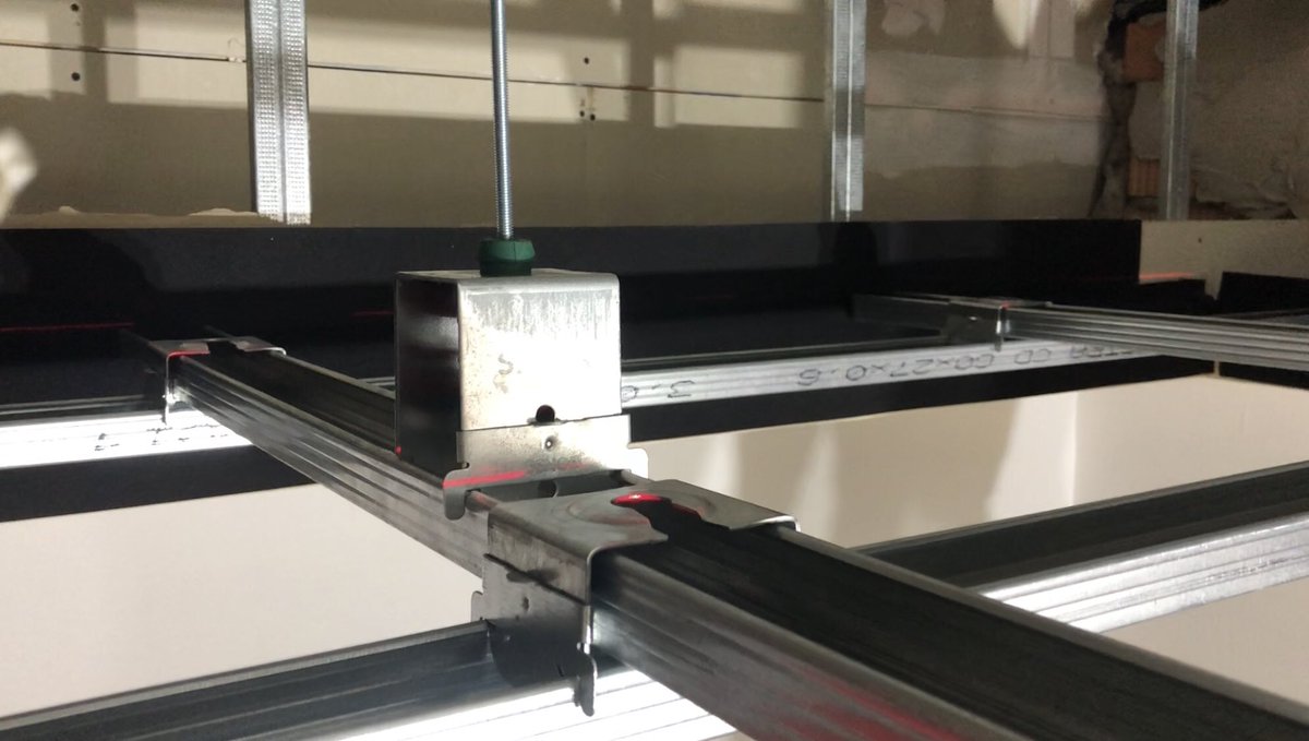 Aisladores's tweet image. F-RAPID la cruceta entre perfiles con más seguridad del mercado. Solicite más información en INGENIERIA@senor.es.